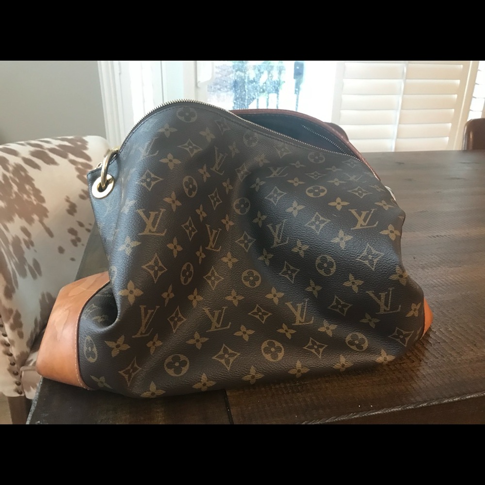 Berri MM. Authentic. Louis Vuitton. - Picture 8 of 8